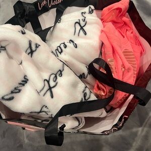 Victoria Secret bundle Short Cozy Robe and Night Dress 2 for 1 PRICE